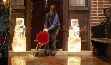 кадр из фильма Один дома 5 2012